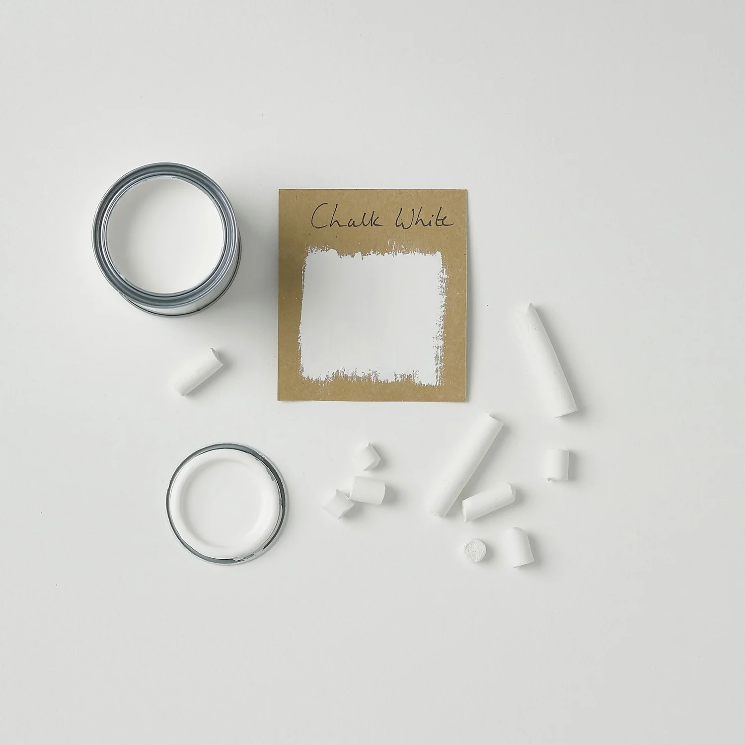 Rust-Oleum Chalky Furniture Paint - Chalk White - 750ml 2 Rust-Oleum Chalky Furniture Paint - Chalk White - 750ml - Image 2