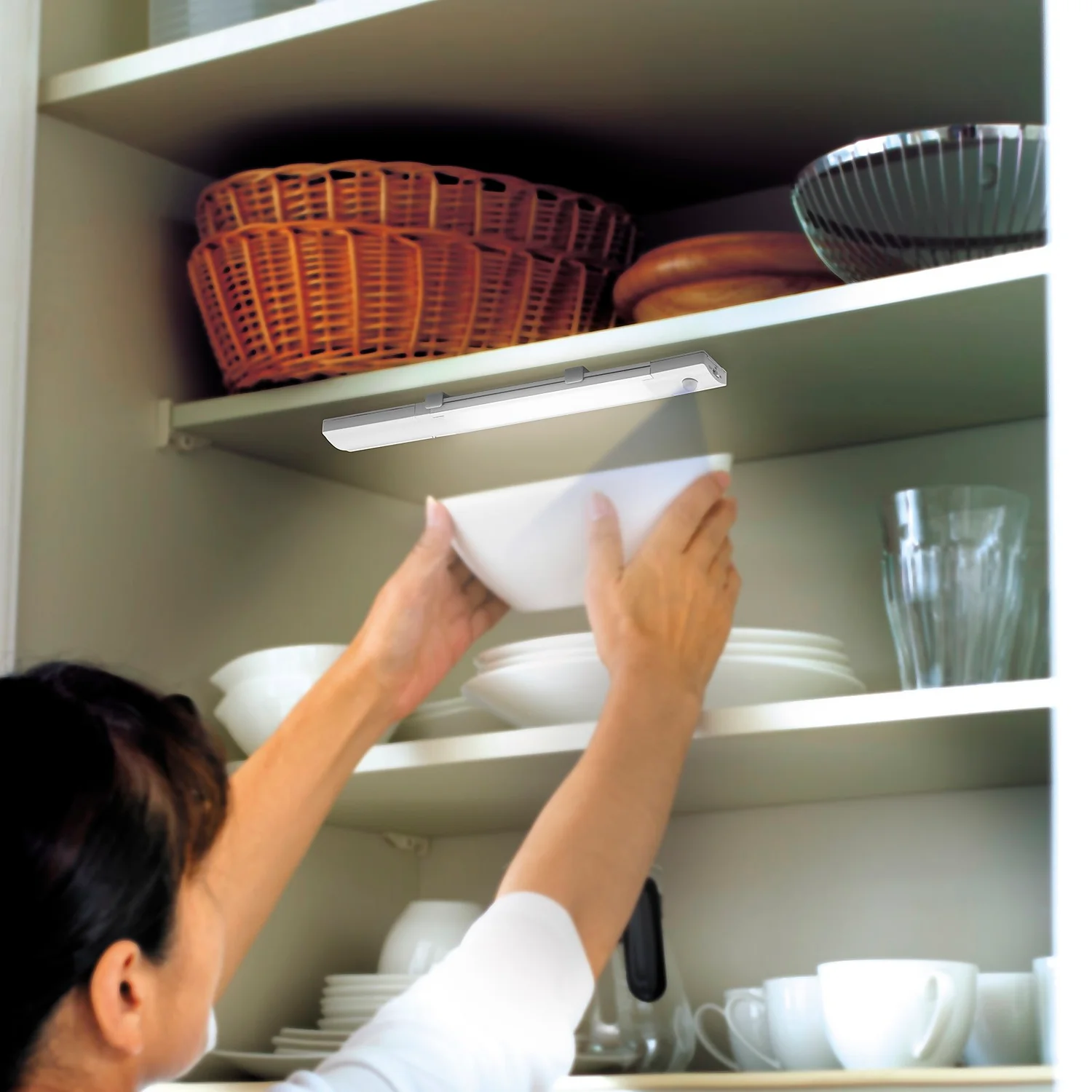 Arlec Lithium PIR LED Light Bar 28cm 3 Arlec Lithium PIR LED Light Bar 28cm - Image 3