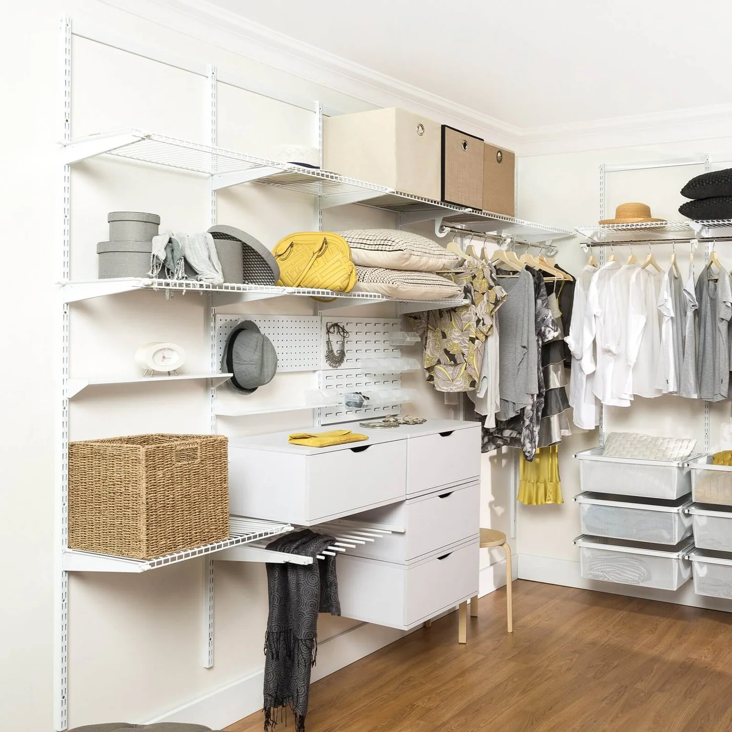 Wire Shelf - White - 122.5 X 33.5cm 3 Wire Shelf - White - 122.5 X 33.5cm - Image 3