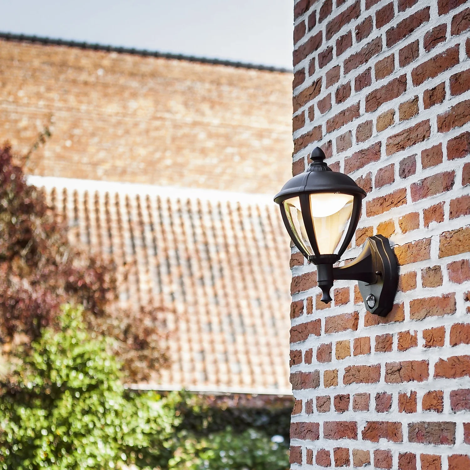 Lutec Unite LED PIR Outdoor Wall Light - Black 3 Lutec Unite LED PIR Outdoor Wall Light - Black - Image 3