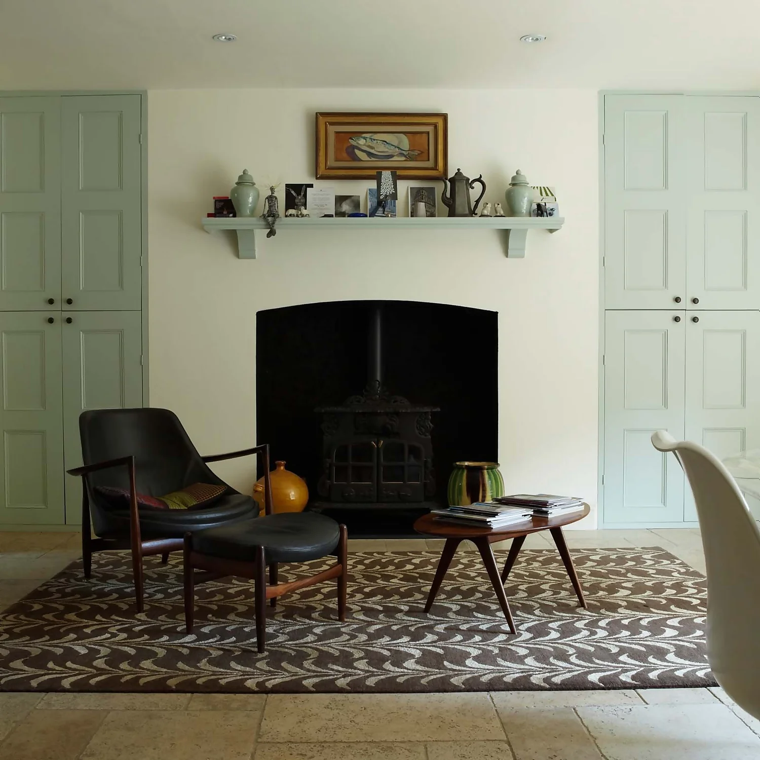 Farrow & Ball Modern Eggshell Paint Teresa's Green - 2.5L 2 Farrow & Ball Modern Eggshell Paint Teresa's Green - 2.5L - Image 2