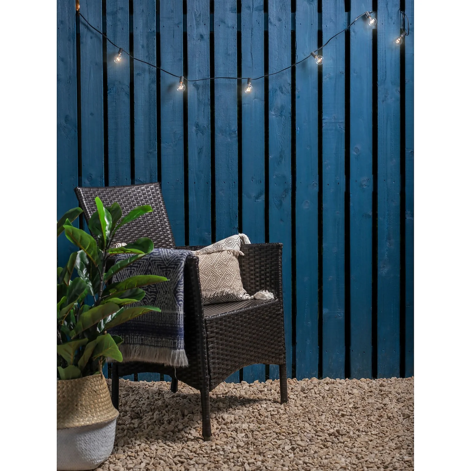 Ronseal Fence Life Plus Paint Midnight Blue - 5L 3 Ronseal Fence Life Plus Paint Midnight Blue - 5L - Image 3