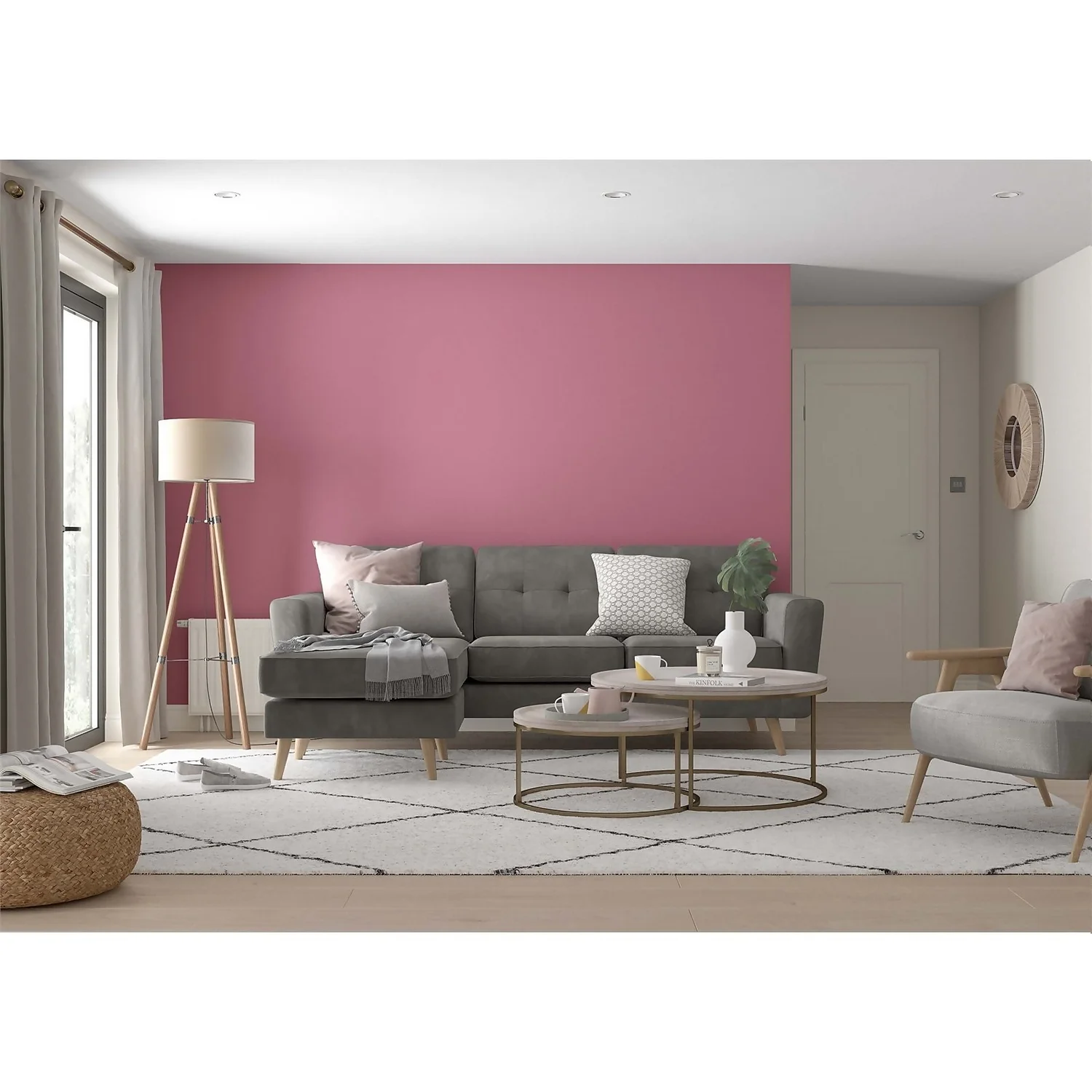 Dulux Simply Refresh Feature Wall One Coat Matt Emulsion Paint Raspberry Diva - 1.25L 2 Dulux Simply Refresh Feature Wall One Coat Matt Emulsion Paint Raspberry Diva - 1.25L - Image 2