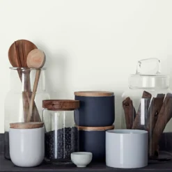 Crown Easyclean®Greaseguard+ Kitchen Matt Washable Multi Surface Paint Milk Bottle® - 2.5L -Outlet Home Harmony Store 12886967 1374853416350048