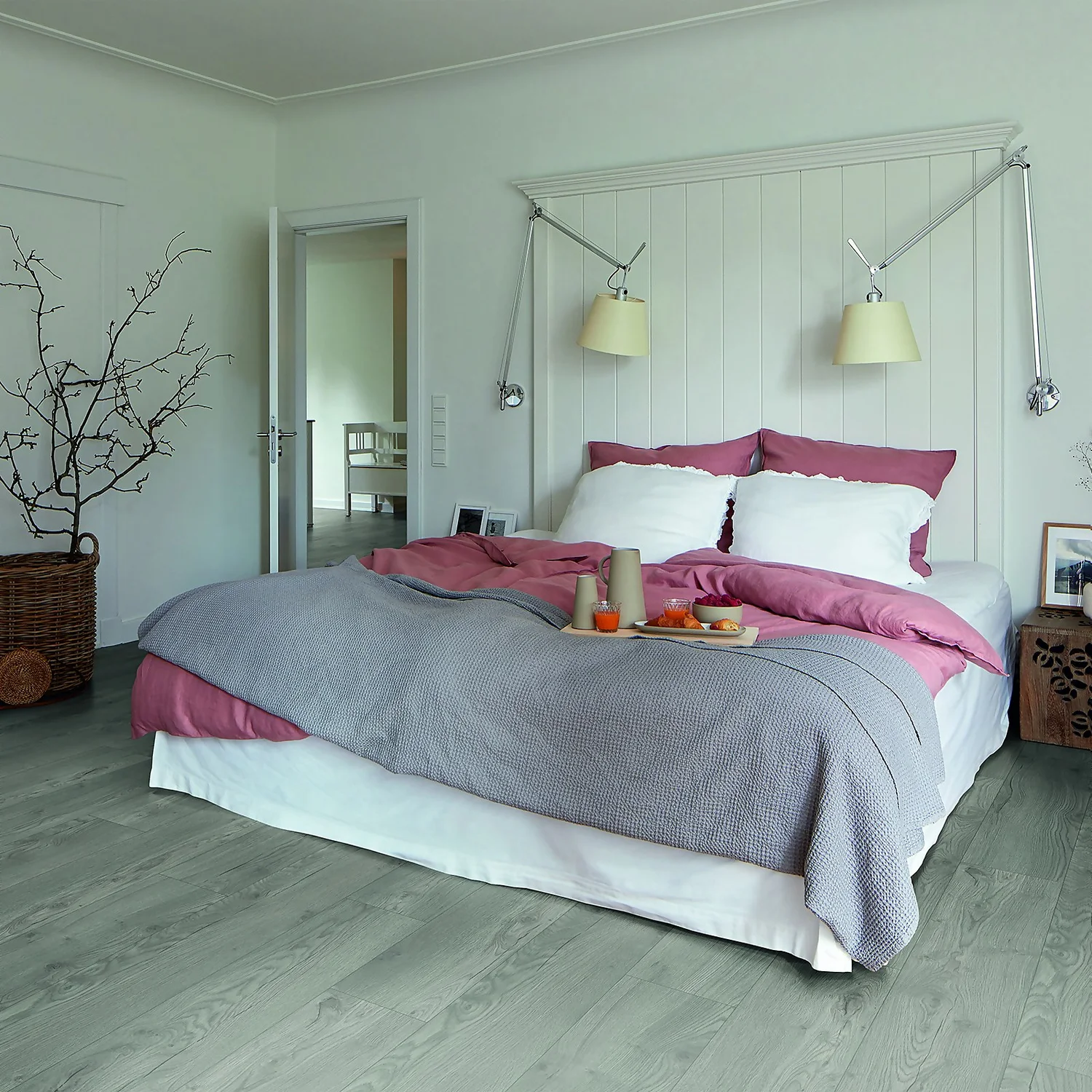 EGGER HOME Grey Portland Oak 12mm Laminate Flooring Sample 1 EGGER HOME Grey Portland Oak 12mm Laminate Flooring Sample